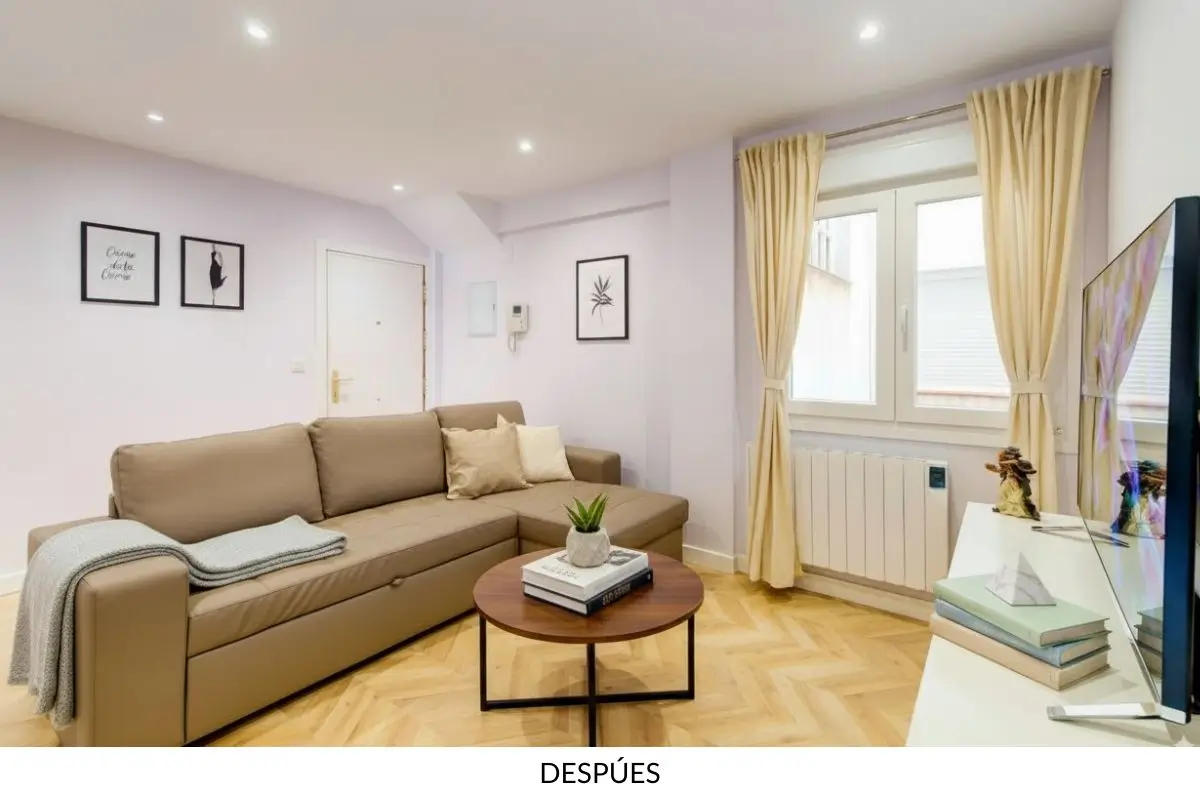 Salón reformado tras reforma integral en Zaragoza